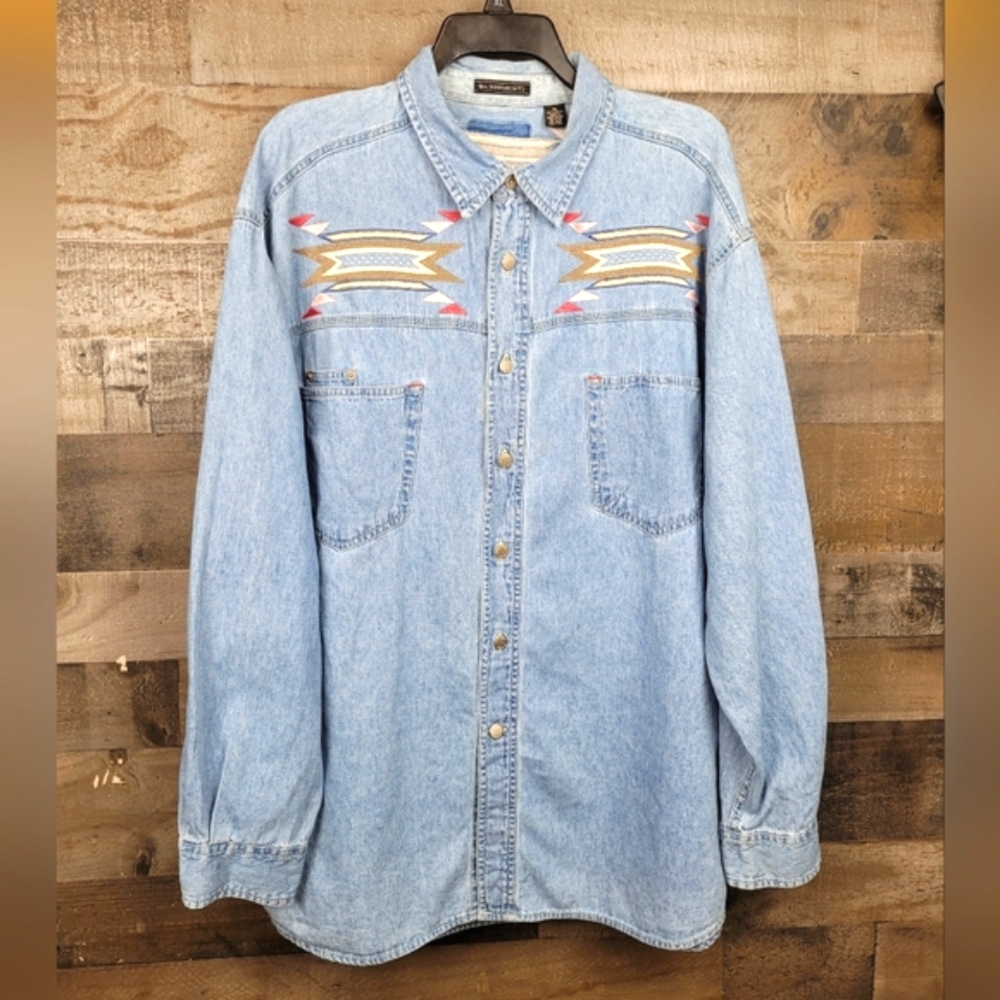 Wrangler Light Blue Denim Button Down Shirt with Multicolor Accents